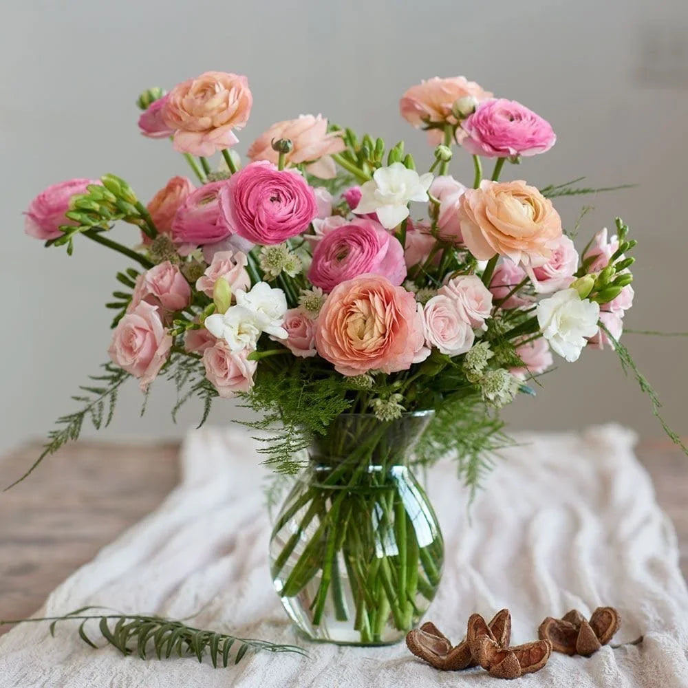 Anniversary & Romantic Flower Arragements