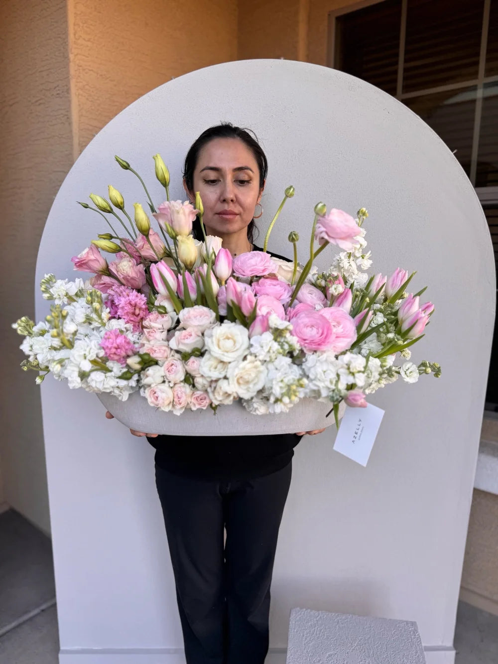 CRÈME DE LA CRÈME DELUXE ARRANGEMENT By Azelly Flowers — Gilbert, Arizona