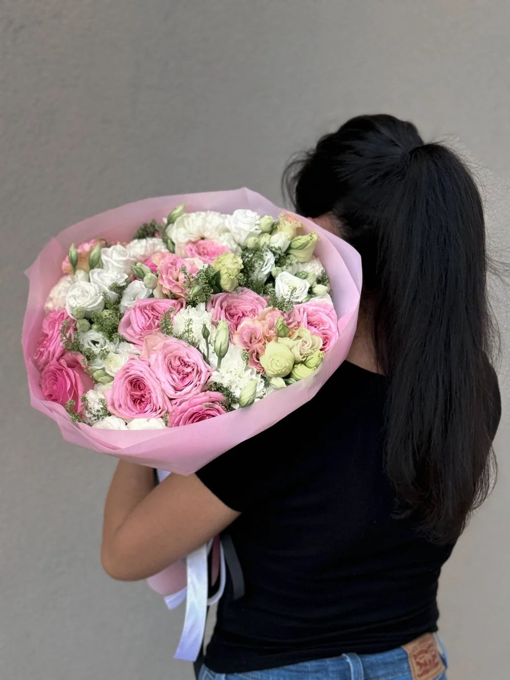 MESMERIZING ROSES