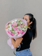 MESMERIZING ROSES