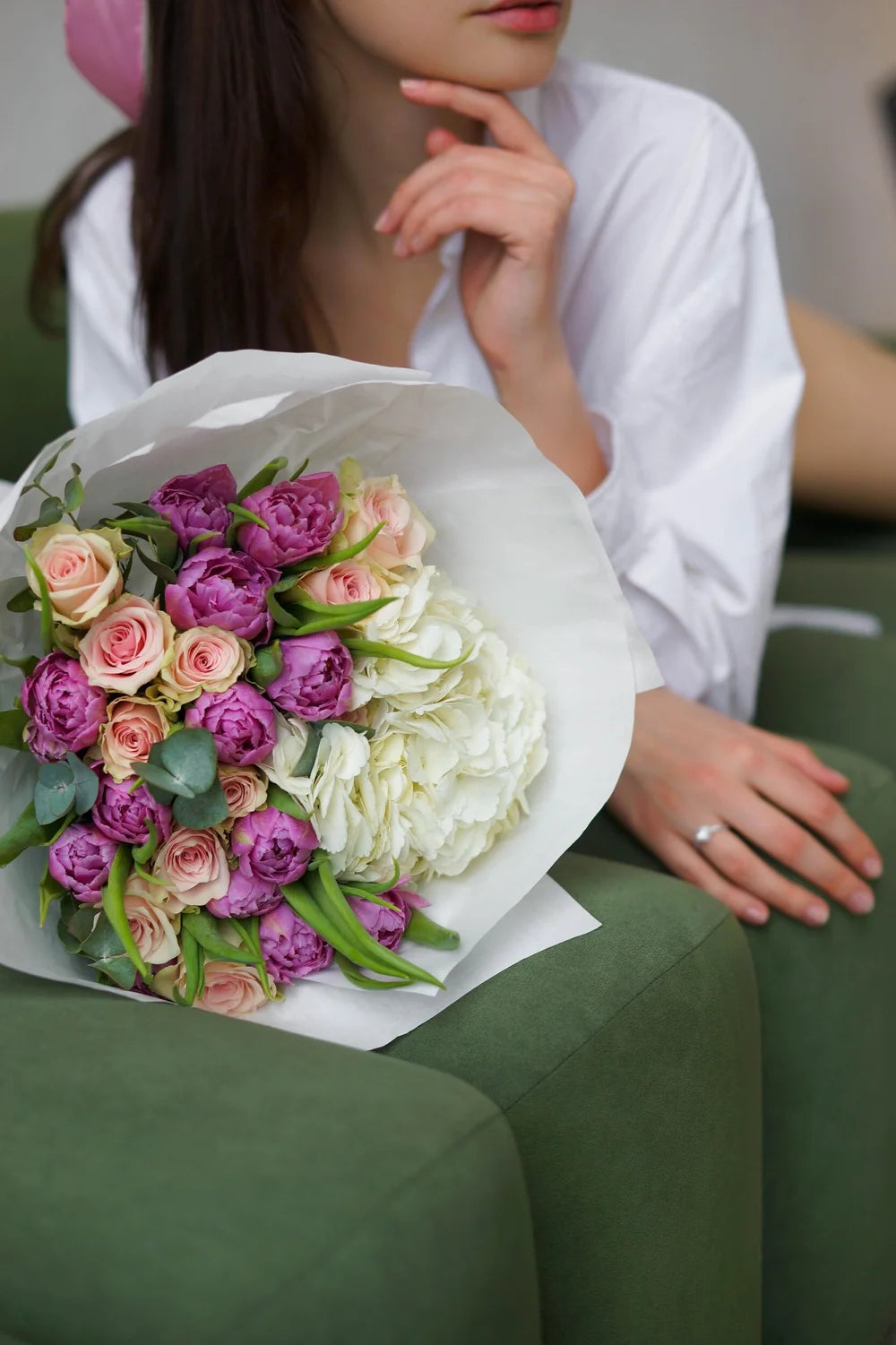 MODERN BEAUTY By Azelly Flowers — Gilbert, Arizona