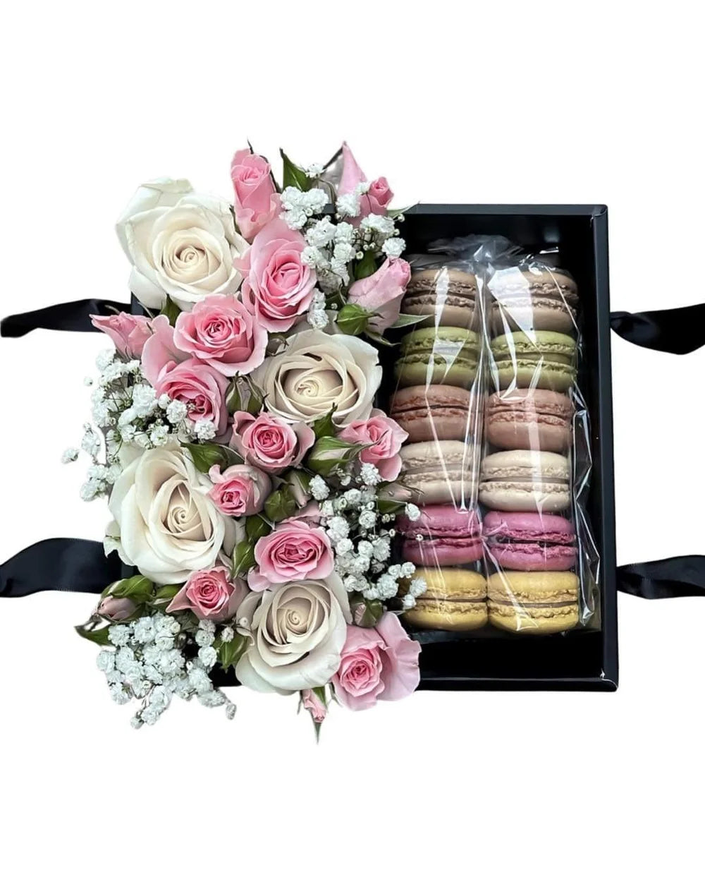 THE SWEETES GIFT EVER/ FLOWERS + MACARONS COMBO