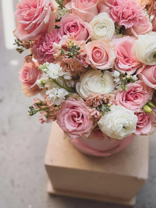 THE EYE-CATCHER By Azelly Flowers — Gilbert, Arizona