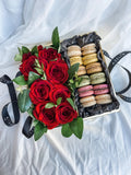 THE SCARLETT GIFT BOX